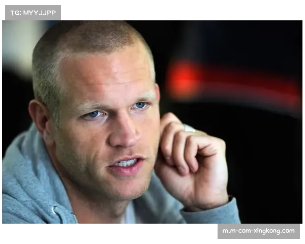 温哥华白浪后卫布莱克蒙荣膺美职联赛季最佳后卫称号 温哥华白浪后卫布莱克蒙荣膺美职联赛季最佳后卫称号